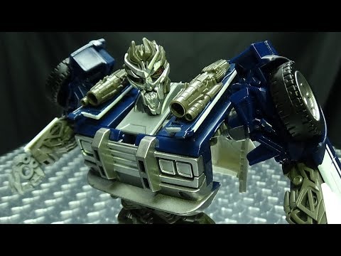 Bumblebee Movie Nitro Series BARRICADE: EmGo's Transformers Reviews N' Stuff