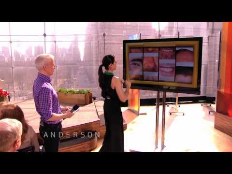 Julianna Plays 'What's Cookin', Good Lookin'?' Game; Quizzed on Her Leading Men