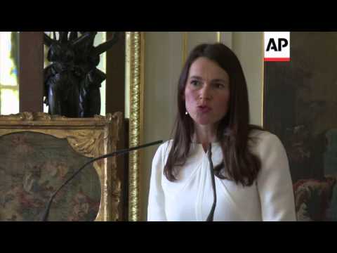 American gets back works of art taken from his grandfather by the Nazis