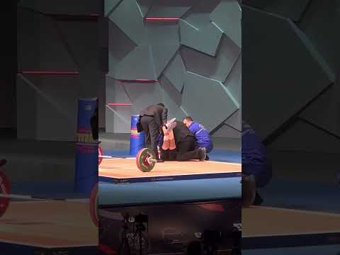 Երևանում ընթացող Ծանրամարտի առաջնության ժամանակ Թուրքիայի մարզուհին ուշագնաց եղավ