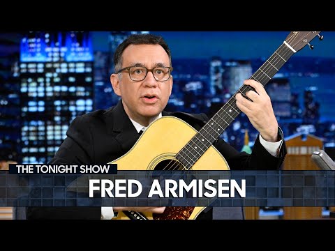 Fred Armisen Shows Off His Hidden Talent (Peeking Around Corners) and Musical Impressions (Extended)