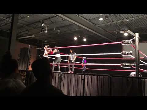 Megan Mason vs Ashley Vox