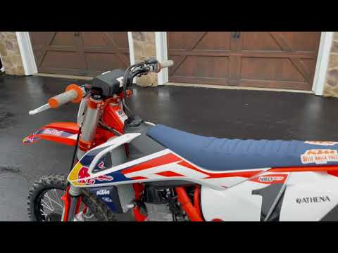 2016 KTM 450SX-F Factory Edition walk around video