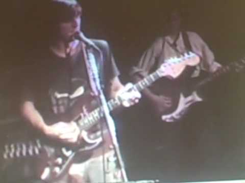 The Individuals - Walk By Your House (live at Hurrahs)