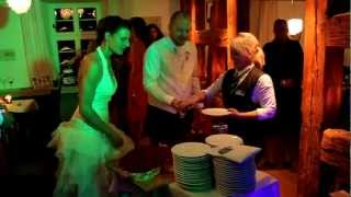 preview picture of video 'Hochzeit Susanne & Andy - 22.09.2012 - Hotel Gasthof Hohenkarpfen (DE) - Hochzeitstorte'
