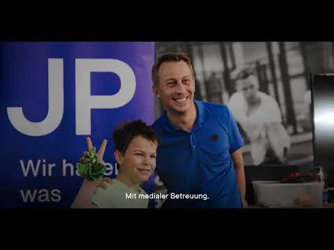 JP Immobilien: Padel-Turnier für den guten Zweck, zur Unterstützung der Caritas-Einrichtung Gruft