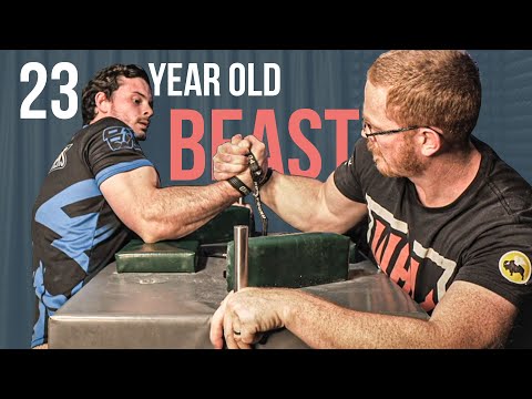 Armwrestling the 80kg Australian Champion Sam Burnett