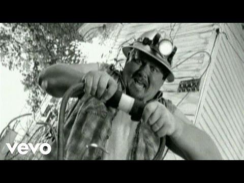 Cledus T. Judd - Every Light In The House Is Blown