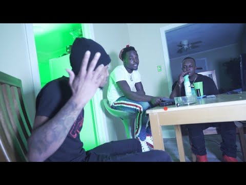 Roxkoutt Kashh x Mooch - Snakes-  Music Video #Noshakefilms #werkinlikeafoo