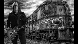 TY TABOR (KING'S X) "FREIGHT TRAIN" OFFICIAL VIDEO