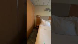 Oasis of the Seas Round Window Stateroom Peek 9526
