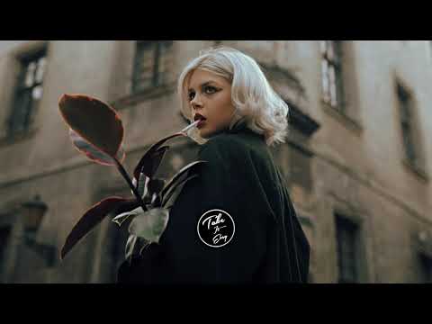 Mzade - Esta Que Quema (Original Mix)