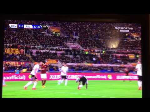 Clamoroso Gol sbagliato dzeko! Dzeko fail