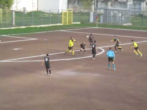 carovigno-sava 1-0 azione carovigno 7°