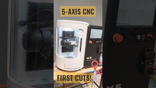 First cuts on the IFMAKER M5!