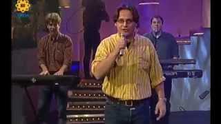 Guus Meeuwis - &#39;T Dondert En &#39;t Bliksemt