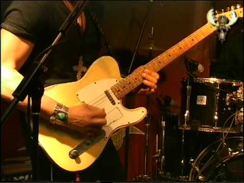 Wolf Mail - So fine - live at Blues moose cafè