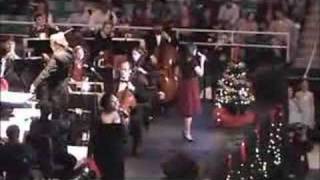 Lisa Dames: Sealy / Fox 8 Holiday Concert / Greensboro, NC