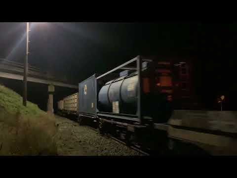 NR4 & NR64 On 4MP5 Freight Train At Gheringhap (19/1/2022)