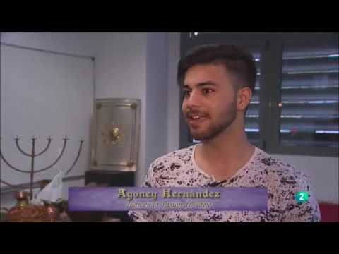 Reportaje previo con Agoney, durante la Transmisión de RTVE de la Pasión de Adeje, 2015