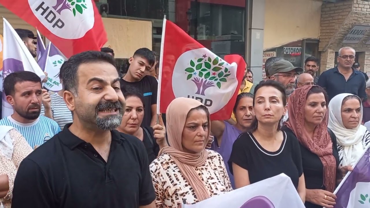 HDP Adana İl Eşbaşkanı Mehmet Karakış, Parti Binalarına Yönelik Saldırı İle İlgili Açıklama Yaptı.