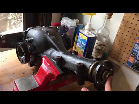 Datsun 510 R180 differential swap and axle kit installation