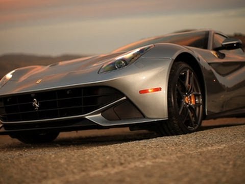 CNET On Cars - Ferrari F12berlinetta: A stunning supercar