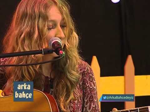 Arka Bahçe / Nilipek - Kınalıada