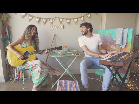 Sofía Ellar & Álvaro Soler - Barrer a Casa (VideoClip Oficial) - #StayHome and Sing #WithMe