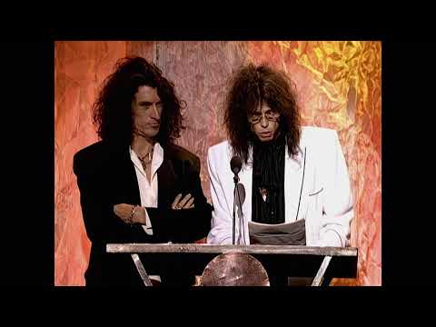 Steven Tyler Remembers a Story with Jimmy Page  #ledzeppelin #aerosmith #jimmypage  LOL