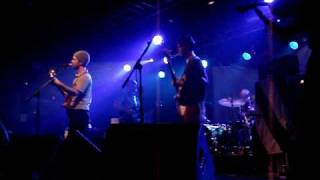British Sea Power - A Wooden Horse (live)