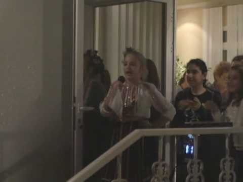 Monika Azmanska - Snoshti e Yanka ot Balkan sliazla - Снощи е Янка