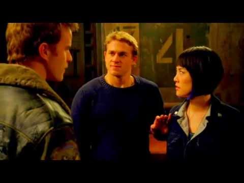 Pacific Rim - Apologize To Her