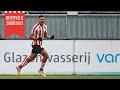 Achraf Madi tekent eerste profcontract: 'Een moment om niet snel te vergeten'
