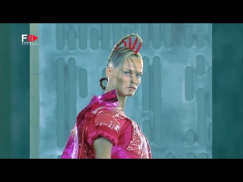 Vintage in Pills CHRISTIAN DIOR Fall 1999 HC - Fashion Channel