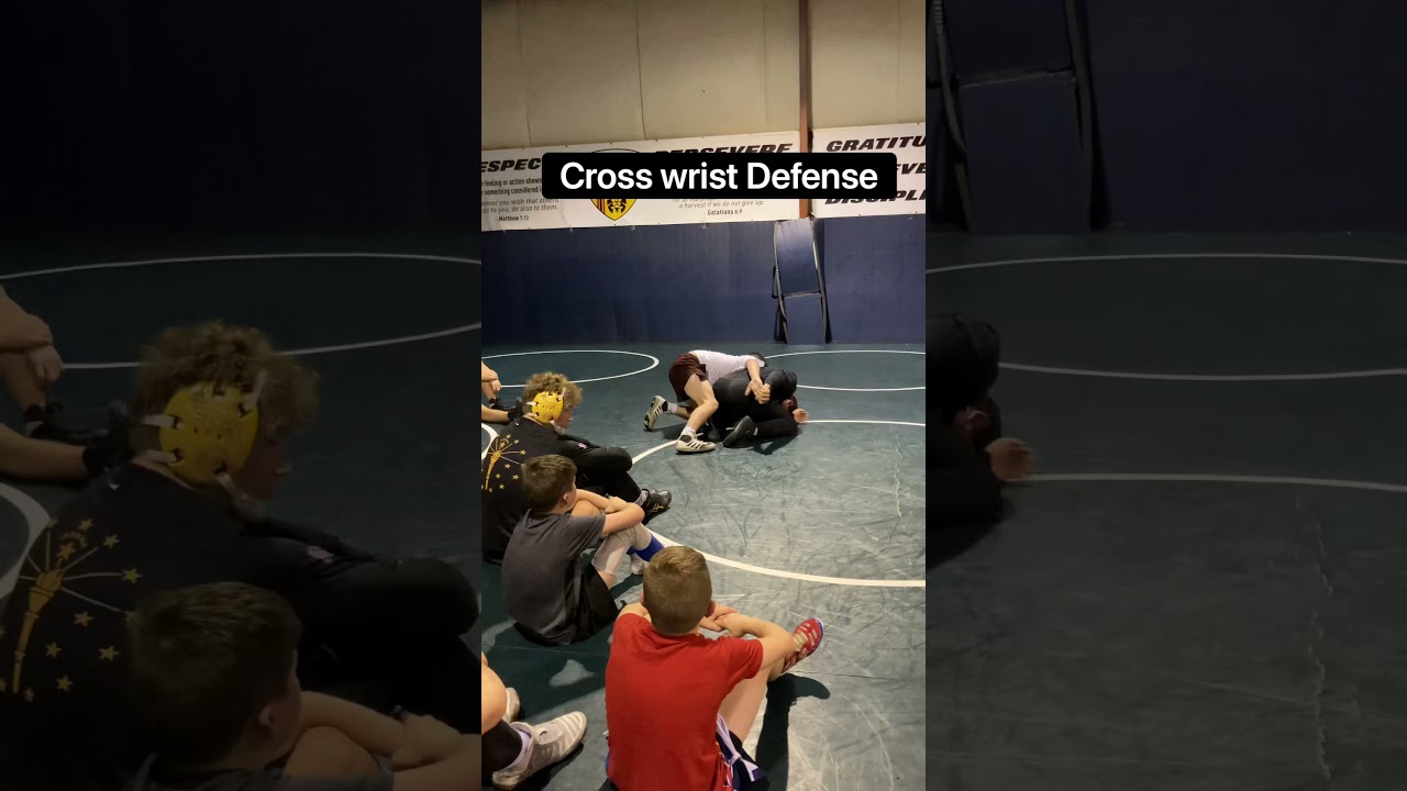 Cross wrist defense #footworktrainer