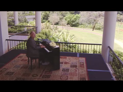 Robert Cazimero - Come Become Hawai’i (HiSessions.com Acoustic Live!)