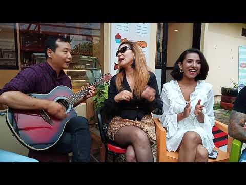 Hawa Huree - Abhaya And The Steam Engines