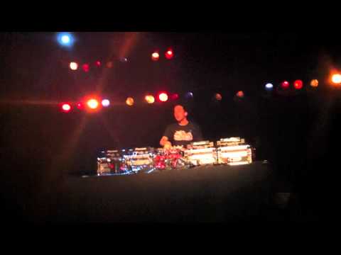 Laidback Luke Portland - We Hit Turbulence/Satisfaction remix