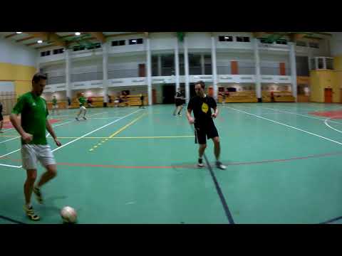 StrefaFutbolu.pl: Football Champions - Przyjaciele Fryzjera