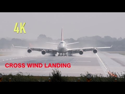 Boeing 747 pilot nails this landing during more than 45 mph crosswind at London Gatwick
