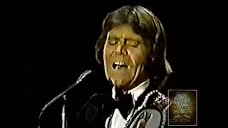 Glen Campbell 1978 American Music Awards &quot;God Must Have Blessed America&quot; Happy Independence Day!