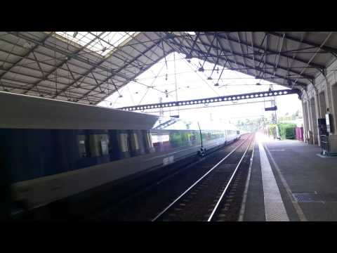 Passage TGV en gare de Cahors