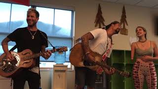 Michael Franti "When the Sun begins to Shine" Acoustic 2018