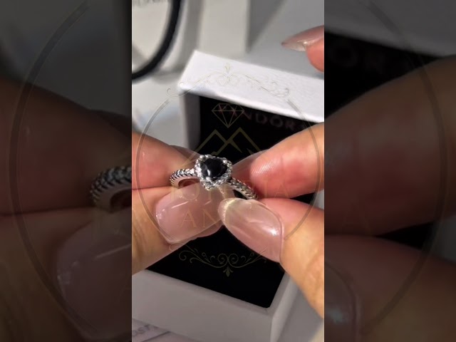 Vídeo relacionado con Adramata Pendientes de Plata 925 Hipoalergénicos Mariposa y Flor Corazón Pequeño Lindos para Niña y Mujer