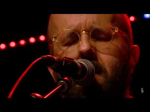 William Fitzsimmons - Leave Her (Live on eTown)