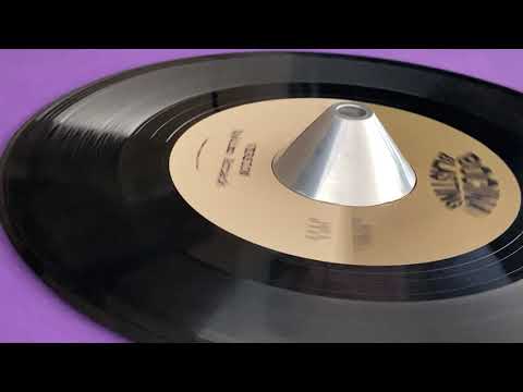 Eskimo Attack, Version (IRIE NANARA ~ So Sad, LIKKLE JOTA ~ Tao Dificil, Eskimo Attack Riddim)