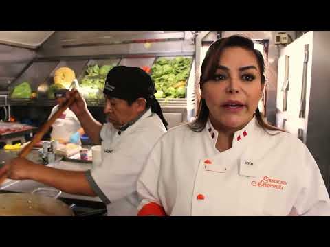 Preparación de Rocoto Relleno | Recetas Arequipeñas | Comida Peruana