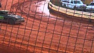 preview picture of video 'HARTWELL speedway MAY 28 2011 HOT LAPS FWD'