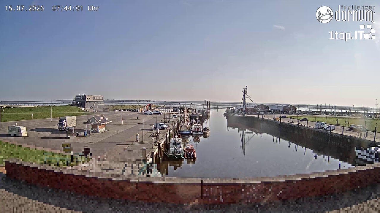 Live webcam view of Dornumersiel Fishing Harbor
